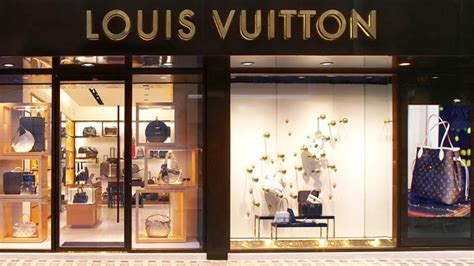 negozi louis vuitton in puglia|louis vuitton italy stores.